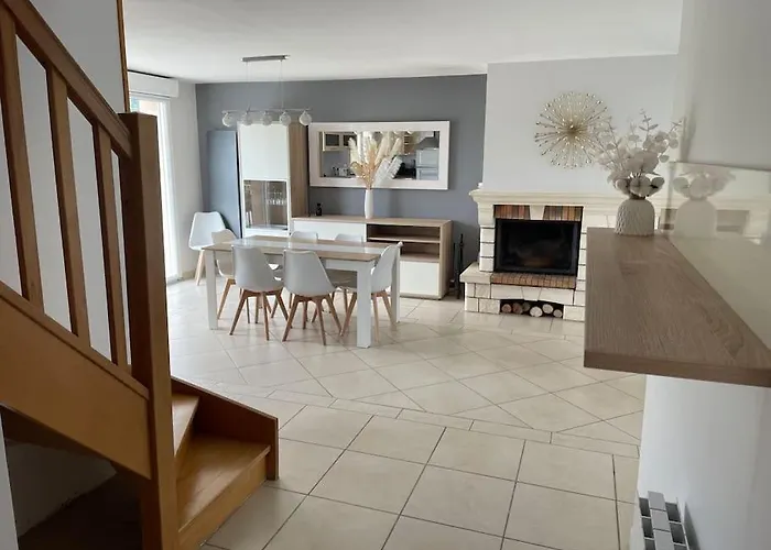 Maison D'Hotes 別荘 *